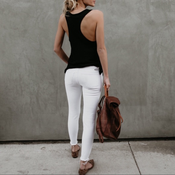 SUMMER CLEARANCE‼️ Jaedyn Distressed White Denim - Picture 8 of 8